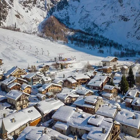 Hautes Aiguilles 8b *